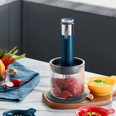 FoodMaster - Compact Electric Meat Grinder